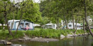 Camping Val dOr langs het riviertje de Clerve Camping Val dOr