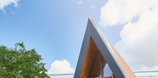 Natuurliefhebbers genieten in bijzondere Trekkershut ©DeGroeneKoepel_KijkopdeKieck