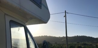 Twee gefaciliteerde RV-life liefhebbers Twee gefaciliteerde RV-life liefhebbers