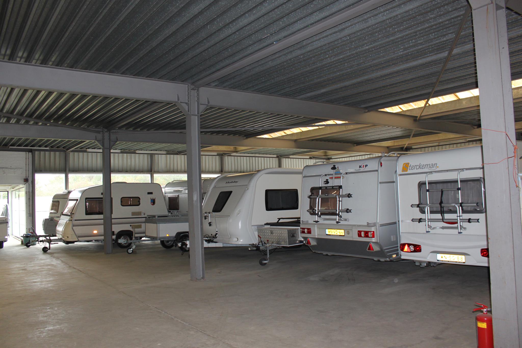 Stalling Feijts biedt overdekte stalling en buiten caravanstalling