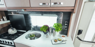 Upcycle de caravan of camper Upcycle de caravan of camper