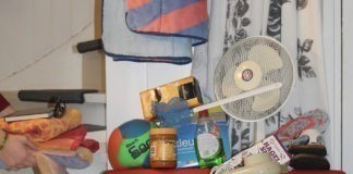 Kamperen moet je leren en andere logische levenslessen Kamperen moet je leren en andere logische levenslessen