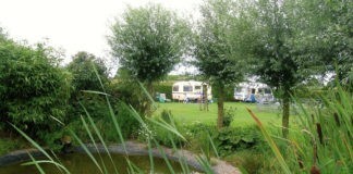 Naturistencamping Achter ut Huus voor een rustige en fijne tijd Naturistencamping Achter ut Huus voor een rustige en fijne tijd