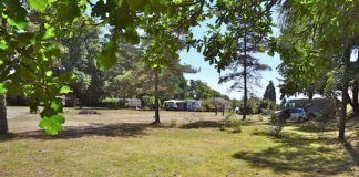 Camping La Roche-Canillac voor rustzoekers en natuurliefhebbers Camping La Roche-Canillac is ideaal voor rustzoekers en natuurliefhebbers
