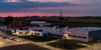 Isabella start eerste productie in nieuwe hypermoderne tentenfabriek Isabella start eerste productie in hun nieuwe hypermoderne tentenfabriek