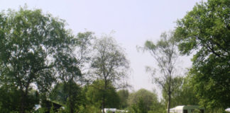 Landschapscamping De Graspol aan het Dommeldal Landschapscamping De Graspol gelegen aan het natuurschone Dommeldal