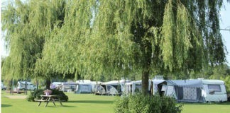 Camping de Gijzel dicht bij het dorp Helvoirt Camping de Gijzel dicht bij het dorp Helvoirt