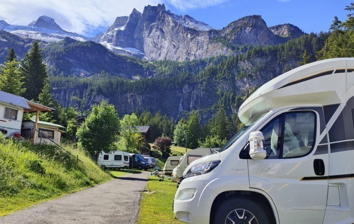 Camper TV ontdekt het Berner Oberland (Zwitserland)