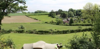 Camping Hoeve Krekelberg in het heuvelland van Zuid-Limburg Camping Hoeve Krekelberg in het heuvelland van Zuid-Limburg