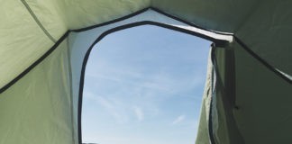 Tentreparaties voor het repareren van kampeertenten Tentreparaties gespecialiseerd in het repareren van kampeertenten