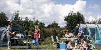 Beleef het ultieme buitenavontuur met de premium kampeeruitrusting Beleef het ultieme buitenavontuur met de premium kampeeruitrusting