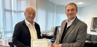 Hobby-oprichter Harald Striewski krijgt Camping Award 2023 Hobby-oprichter Harald Striewski krijgt Camping Award 2023 uitgereikt