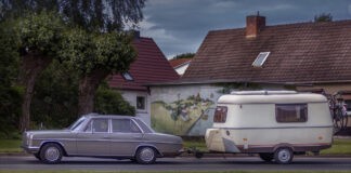 Onderhandelen maar: slechts helft kopers dingt af op eerste auto Onderhandelen maar: slechts helft kopers dingt af op eerste auto