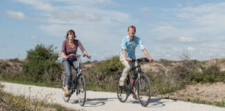 Zomertijd is fietstijd – Fietsen langs de Noordzeekust Zomertijd is fietstijd - Fietsen langs de Noordzeekust