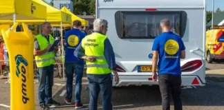 Veel animo voor ANWB Vakantiecheck bij grens Hazeldonk Veel animo voor ANWB Vakantiecheck bij grens Hazeldonk