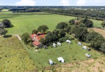 Camperhoeve On The Road Again: kampeerplezier in het groen Camperhoeve On The Road Again: kampeerplezier in het groen