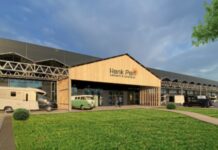 Opening Henk Pen Campers & Caravans Opening Henk Pen Campers & Caravans