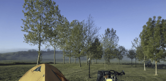 Zo bereid je je goed voor op een kampeervakantie met de e-bike Zo bereid je je goed voor op een kampeervakantie met de e-bike
